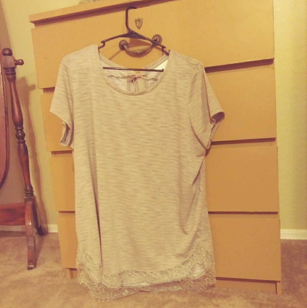 Lauren Conrad T-shirt NWOT.